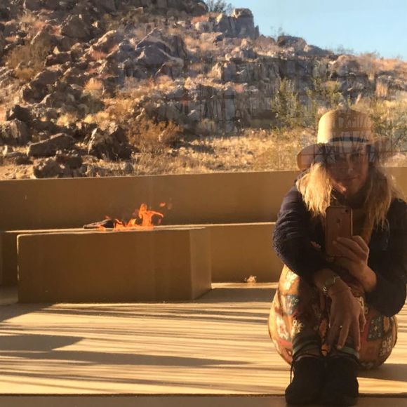 Meet your Posher, Karin - Picture 1 of 1